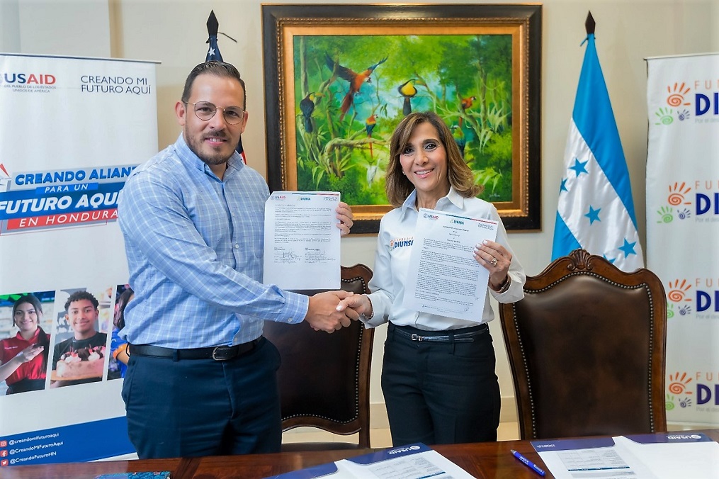 USAID a través de su proyecto “Creando Mi Futuro Aquí”, junto a Fundación  Diunsa firman memorándum de entendimiento 