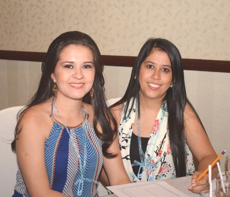 Sharon Cerros y Mónica Prado