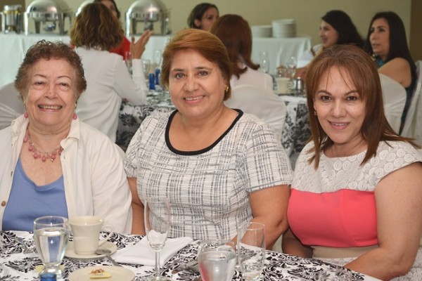 Berta Dox, Celia Pinto y Jazmín López