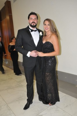 Alejandro Doles y Priscila Castro