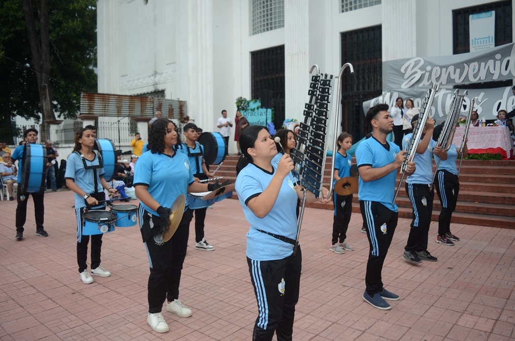 Tributan homenaje a cinco ex mentores del JTR y son declarados “Maestros de Oro”