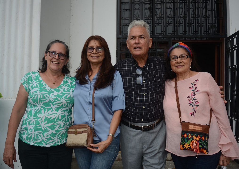 Tributan homenaje a cinco ex mentores del JTR y son declarados “Maestros de Oro”