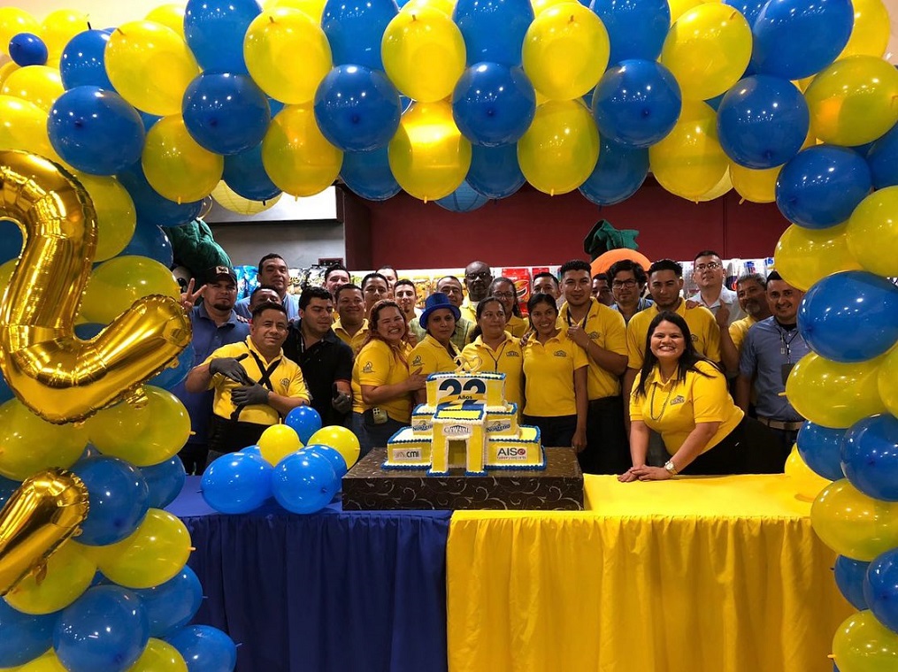 Supermercados Colonial celebró su mes de aniversario número 22 a lo grande en sus 4 sucursales