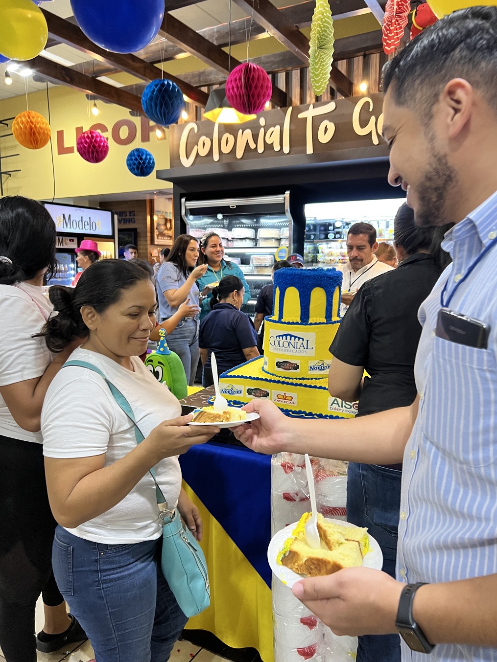 Supermercados Colonial celebró su mes de aniversario número 22 a lo grande en sus 4 sucursales