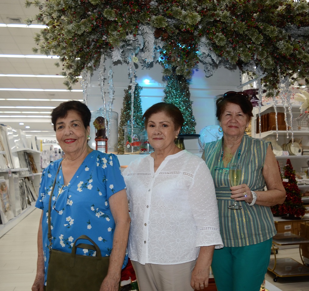 Diunsa celebra su esperado cóctel navideño 