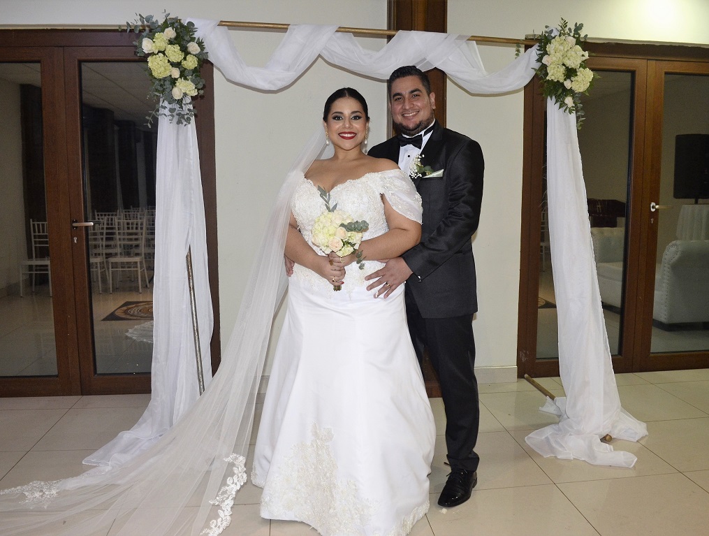 Jancarlos Murillo y Diana Bulnes se dieron el “sí, quiero” en una boda llena de encanto